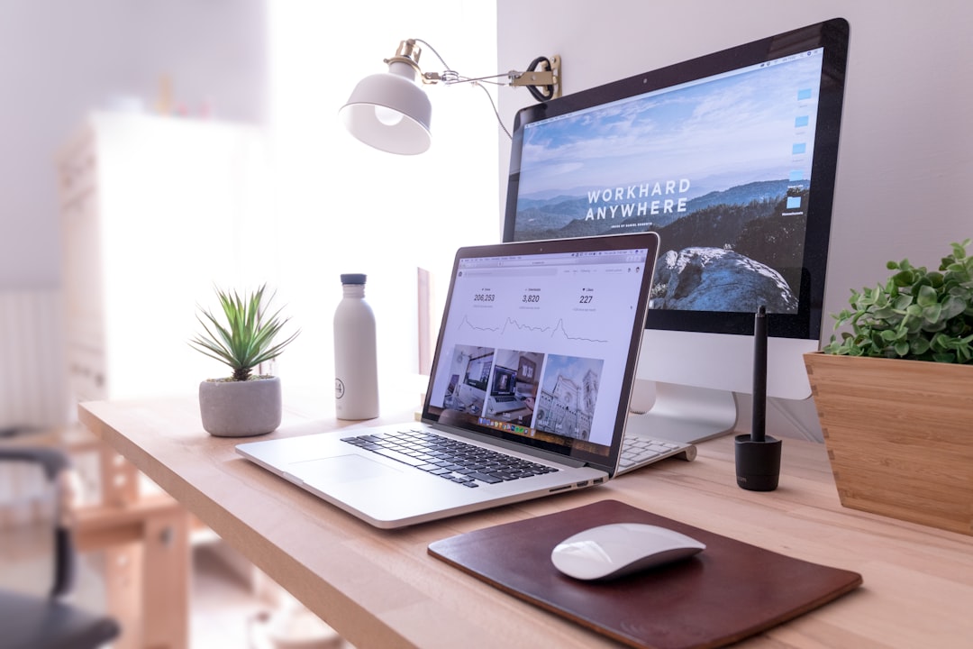 How to Buy and Scale AI Browser Extensions for Passive Monthly Income